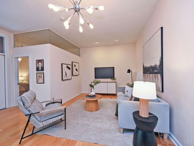 1150 Vine Street, Unit 12, Cincinnati, OH 45202 Photo 3