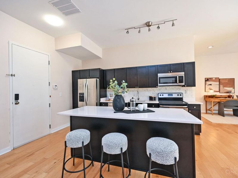 1150 Vine Street, Unit 12, Cincinnati, OH 45202 Photo 5
