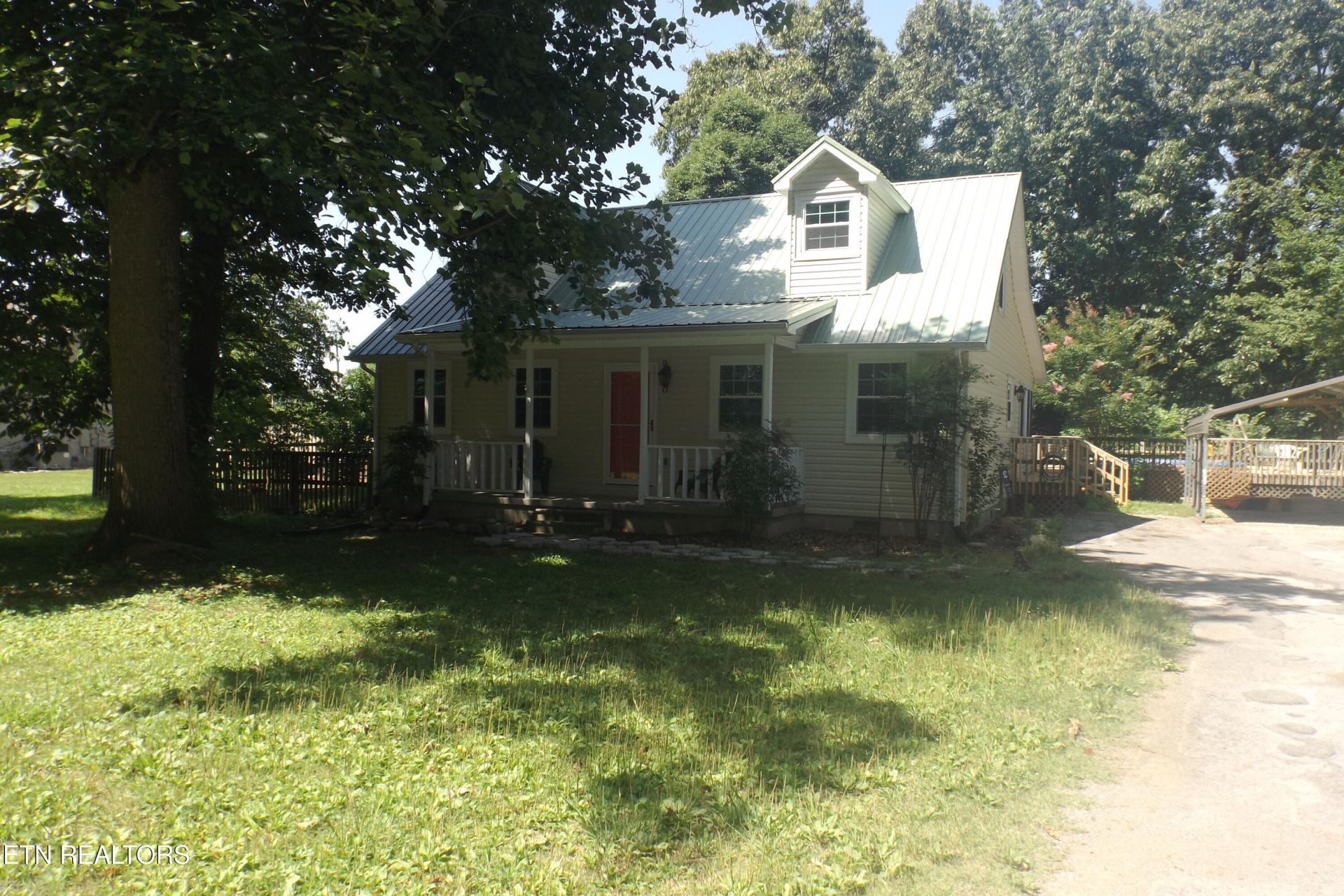 7802 Pioneer Tr, Knoxville, TN 37924 Main Photo