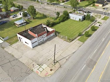 12941 MACK Avenue , Detroit, MI 48215