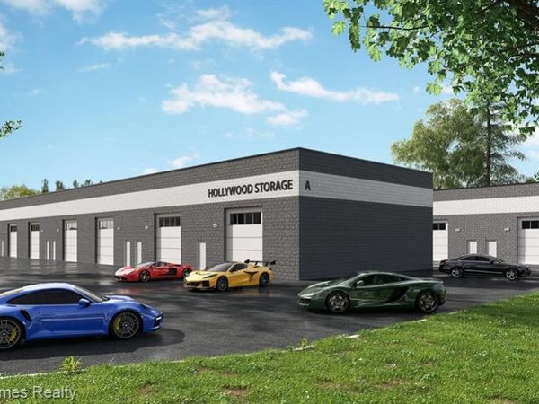 10320 N Holly Road , Grand Blanc Twp, MI 48439