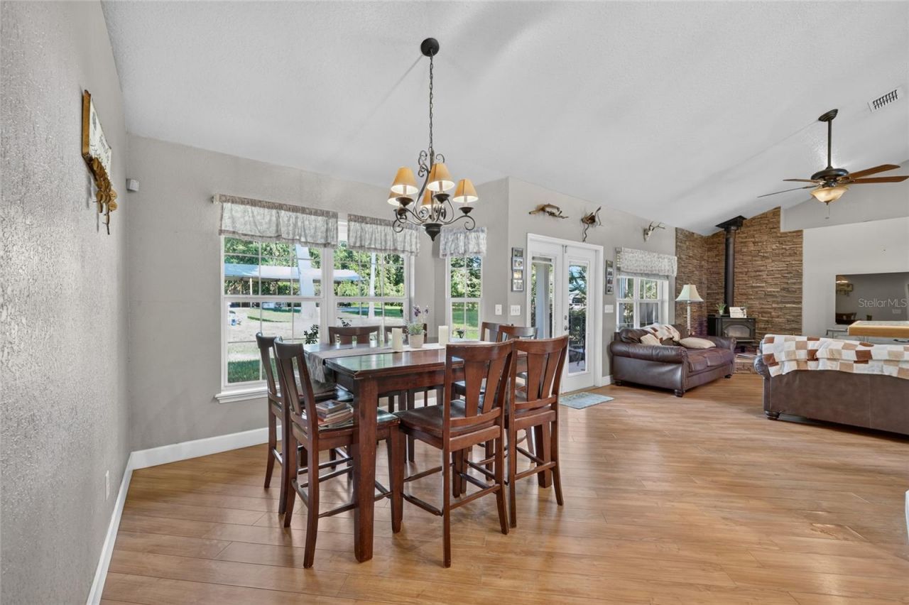 13930 NE 41st Terrace , Anthony, FL 32617 Photo