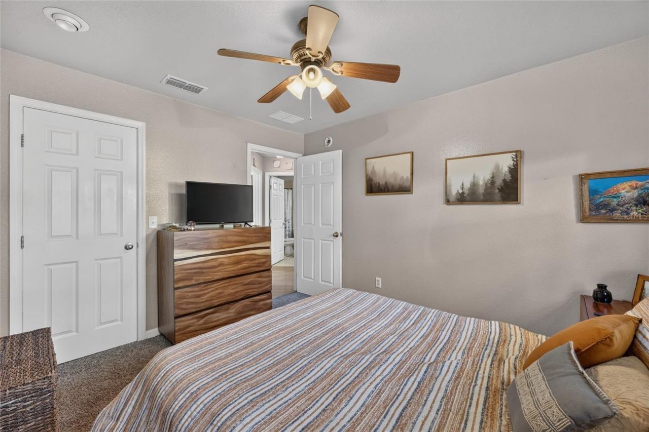 13930 NE 41st Terrace , Anthony, FL 32617 Photo