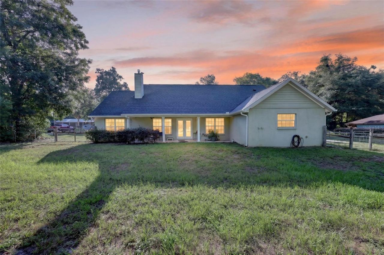 13930 NE 41st Terrace , Anthony, FL 32617 Photo