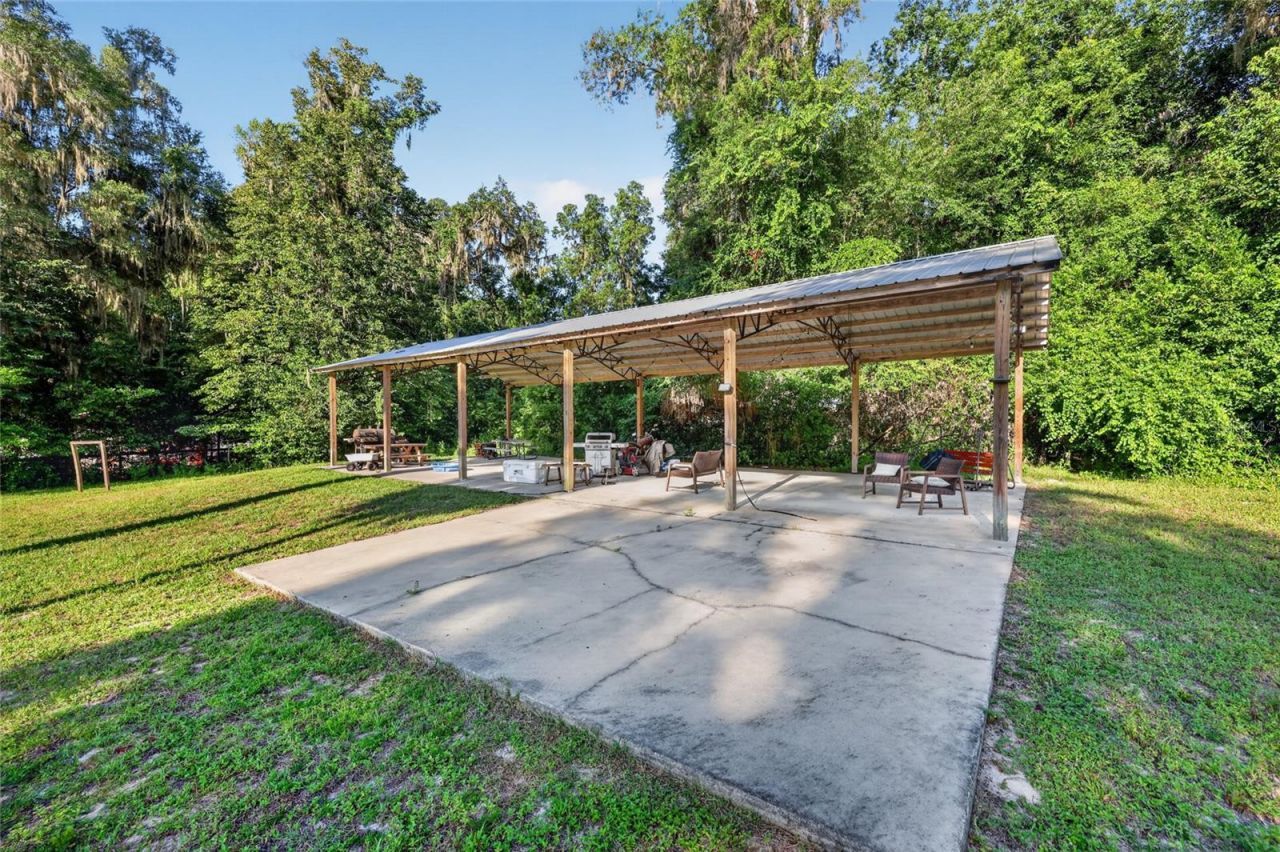 13930 NE 41st Terrace , Anthony, FL 32617 Photo