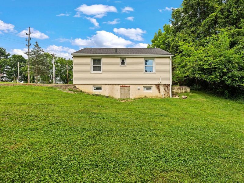 1722 Blue Jay Road , Heath, OH 43056 Photo 32