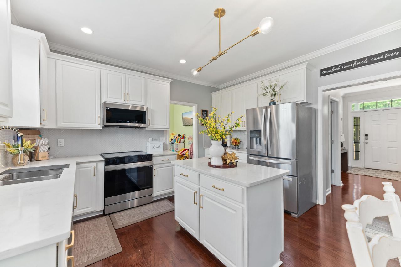 172 Brightwood Drive Photo 8
