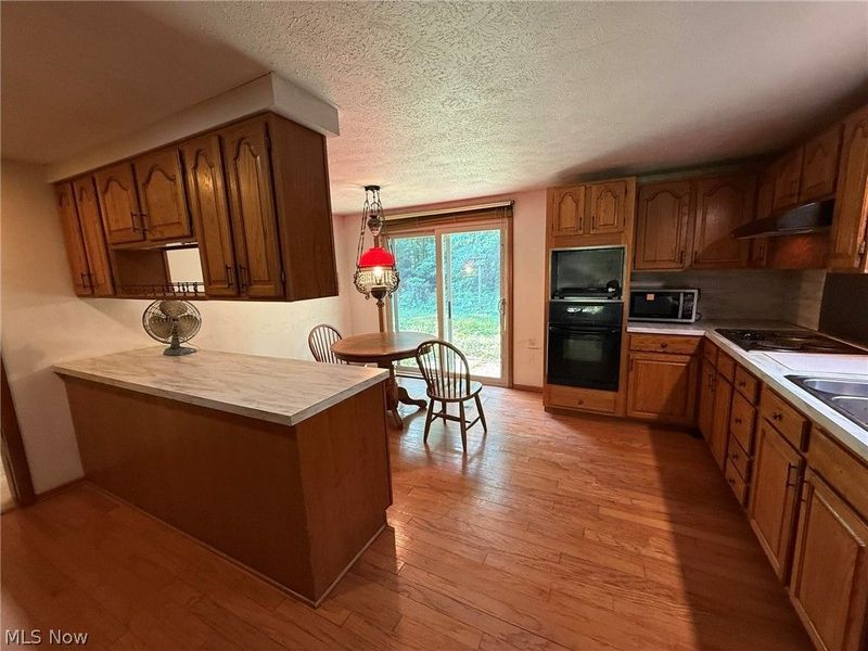 6400 Juniper Drive, Amherst, OH 44001 Photo 12