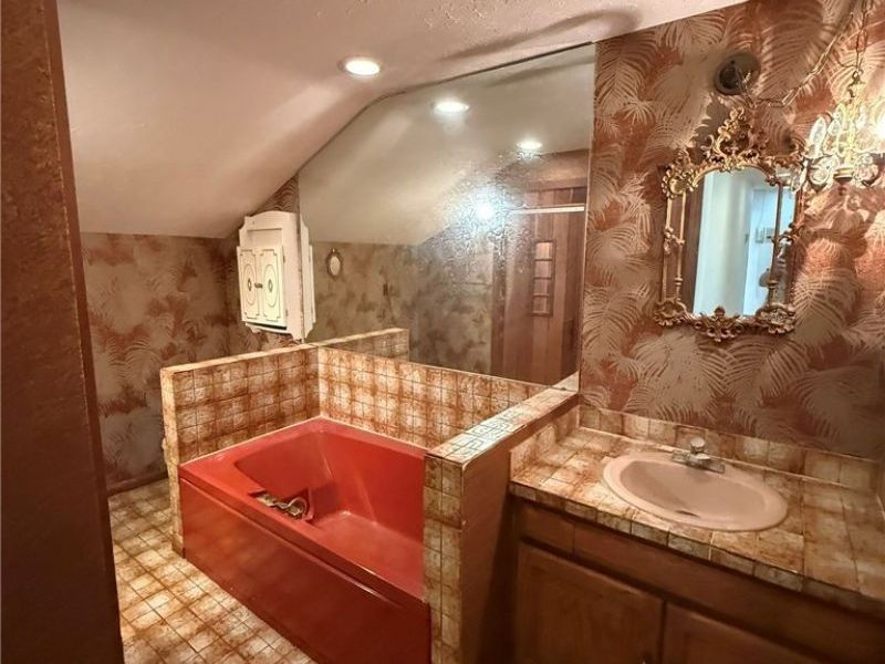 6400 Juniper Drive, Amherst, OH 44001 Photo 25