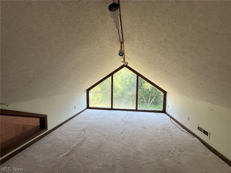 6400 Juniper Drive, Amherst, OH 44001 Photo 26