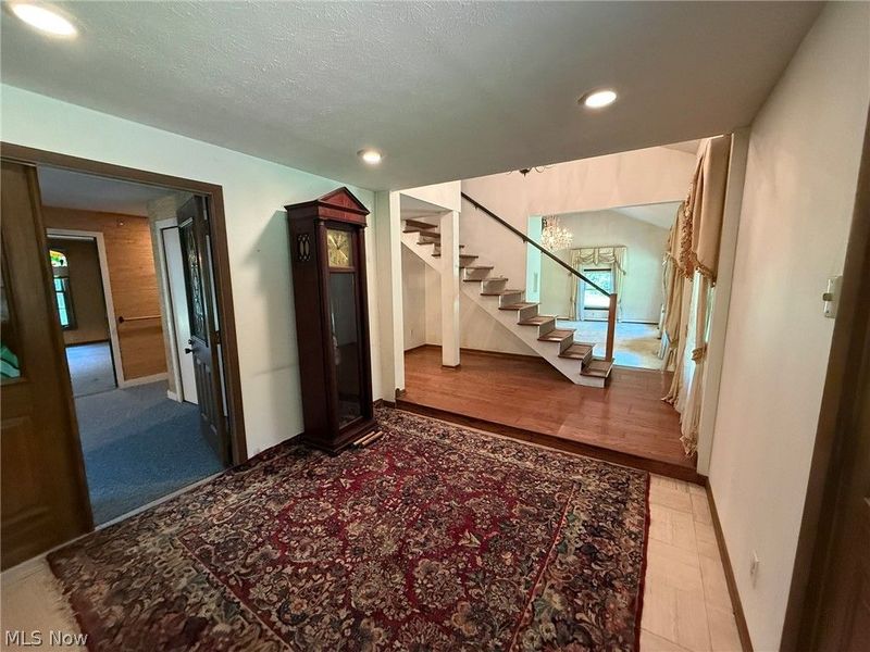 6400 Juniper Drive, Amherst, OH 44001 Photo 8