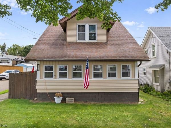 483 Stetler Avenue , Akron, OH 44312