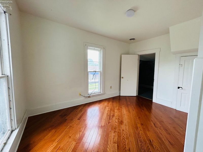 702 Main, Ada, OH 45810 Photo 10