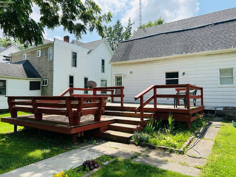702 Main, Ada, OH 45810 Photo 14