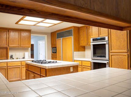 2285 Hedgewood Drive, Reno, NV 89509 Photo