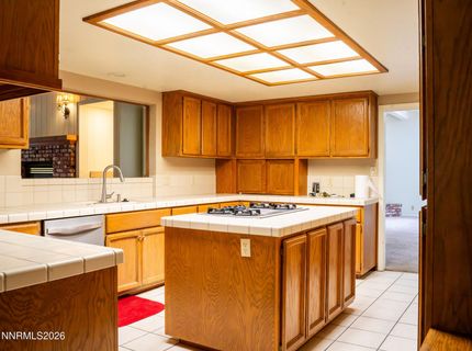 2285 Hedgewood Drive, Reno, NV 89509 Photo