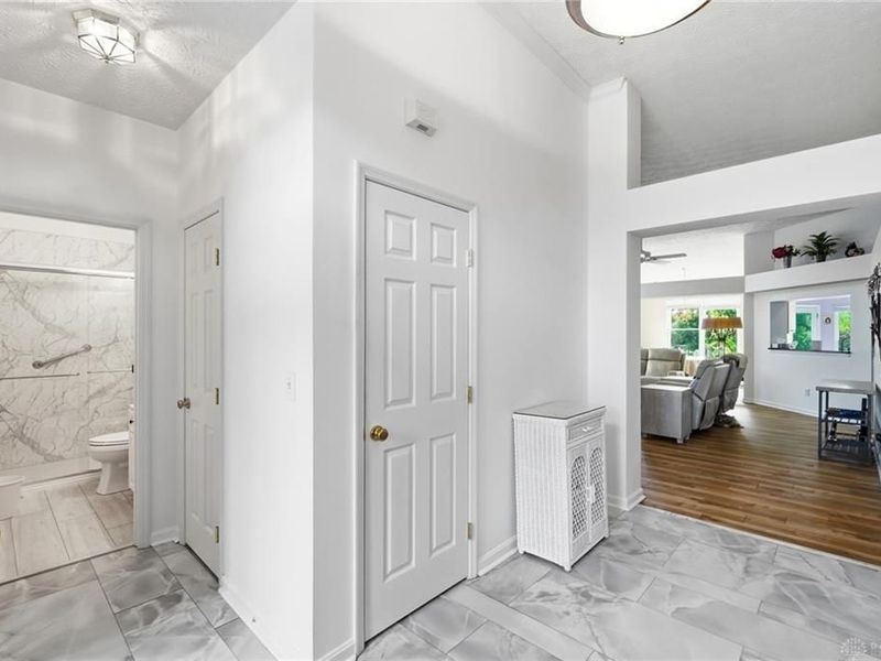 6359 Creekside Way, Fairfield Township, OH 45011 Photo 3