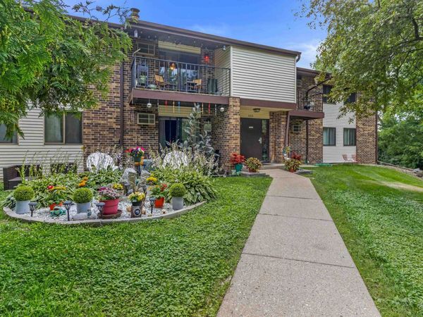1015 N Sunnyvale Lane, Unit E, Madison, WI 53713