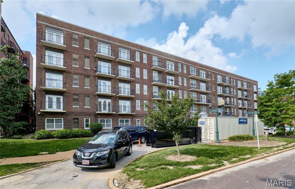 5630 Pershing Avenue , Unit 23, Saint Louis, MO 63112 Main Photo