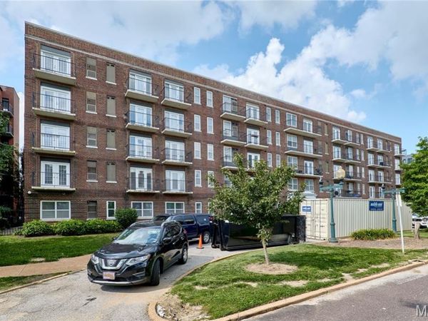 5630 Pershing Avenue , Unit 23, St Louis, MO 63112