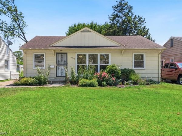 13819 Elsetta Avenue , Cleveland, OH 44135