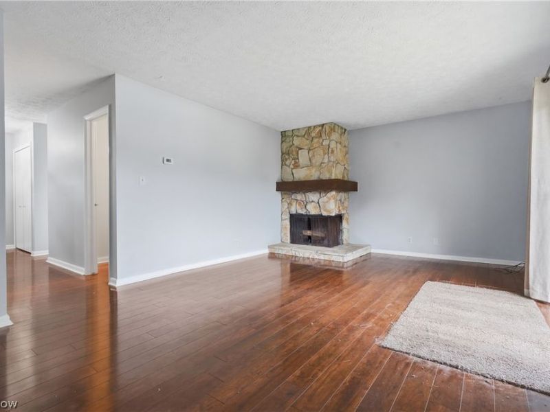 1326 Aarons Way, Unit 27, Kent, OH 44240 Photo 13