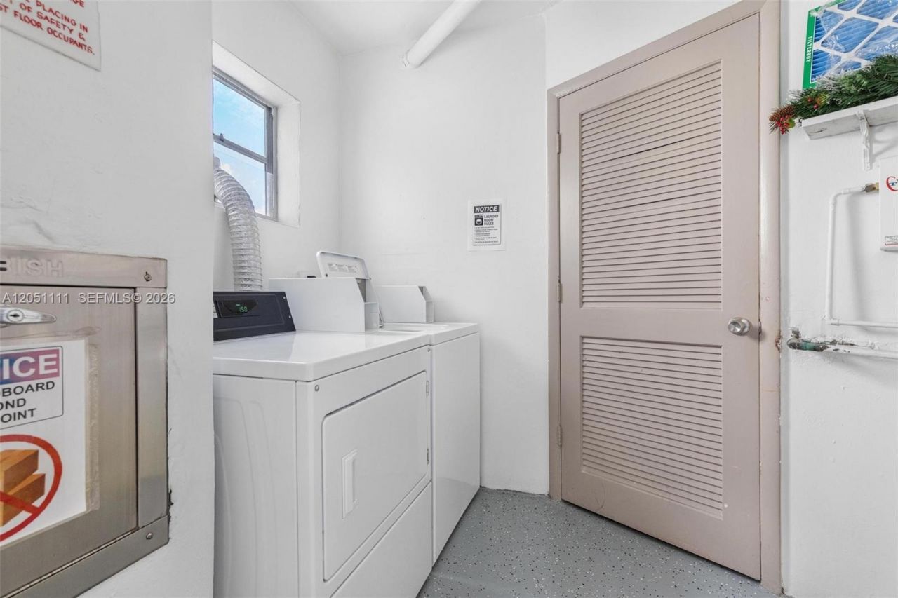 3199 S Ocean Dr , Unit 305, Hallandale Beach, FL 33009 Photo