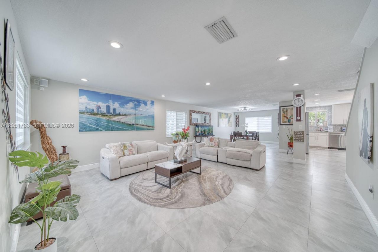 8611 SW 207th Ter, Cutler Bay, FL 33189 Photo