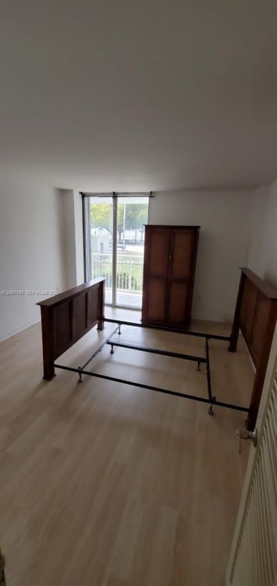 150 SE 25th Rd , Unit 2K, Miami, FL 33129 Photo