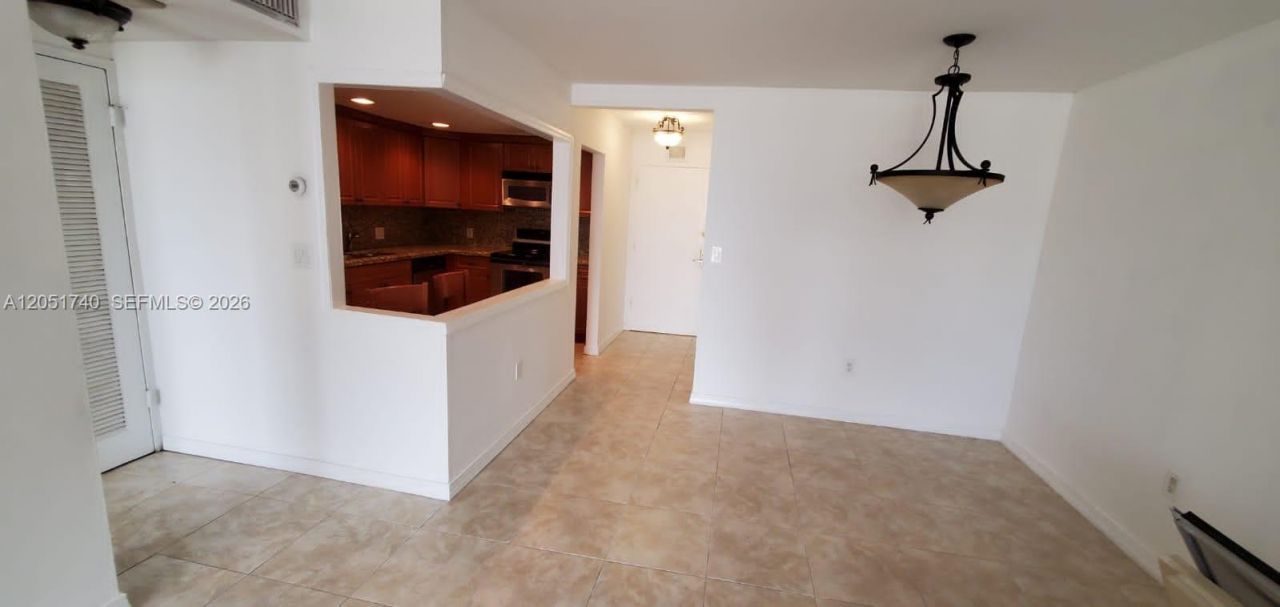 150 SE 25th Rd , Unit 2K, Miami, FL 33129 Photo
