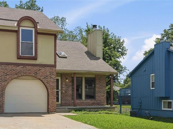 10809 HASKINS Street, Lenexa, KS 66210