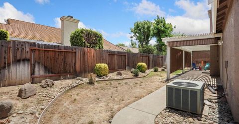 117 Sterling Oak Dr, Galt, CA 95632 Photo