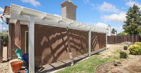 117 Sterling Oak Dr, Galt, CA 95632 Photo
