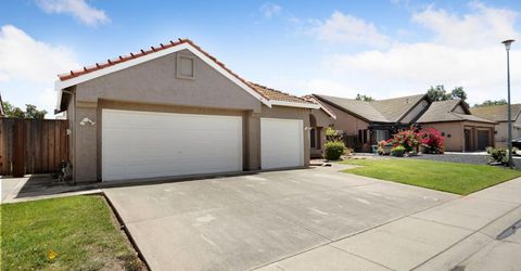 117 Sterling Oak Dr, Galt, CA 95632 Photo