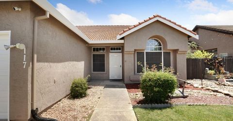 117 Sterling Oak Dr, Galt, CA 95632 Photo