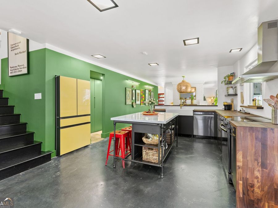 Property Image 28