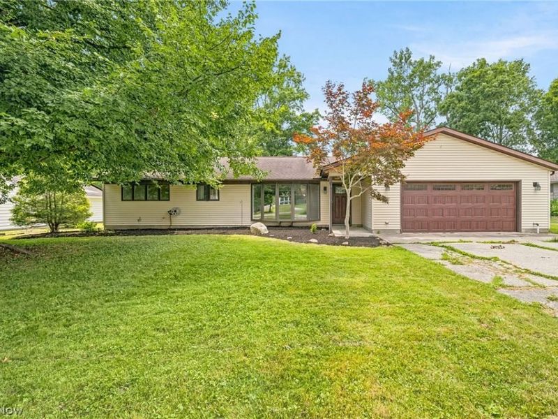8160 Joyce Road, Broadview Heights, OH 44147 Photo 1