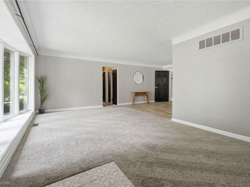 8160 Joyce Road, Broadview Heights, OH 44147 Photo 9