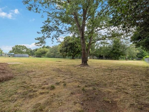 376 Kay Drive, Winder, GA 30680