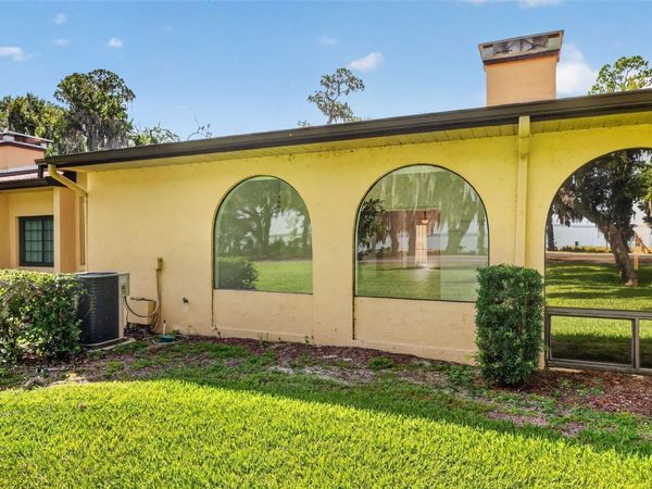 1111 LAKESHORE DRIVE, Unit C3, EUSTIS, FL 32726
