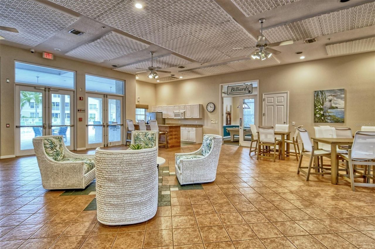 8370 Wingate Drive, Unit 726, Sarasota, FL 34238 Photo