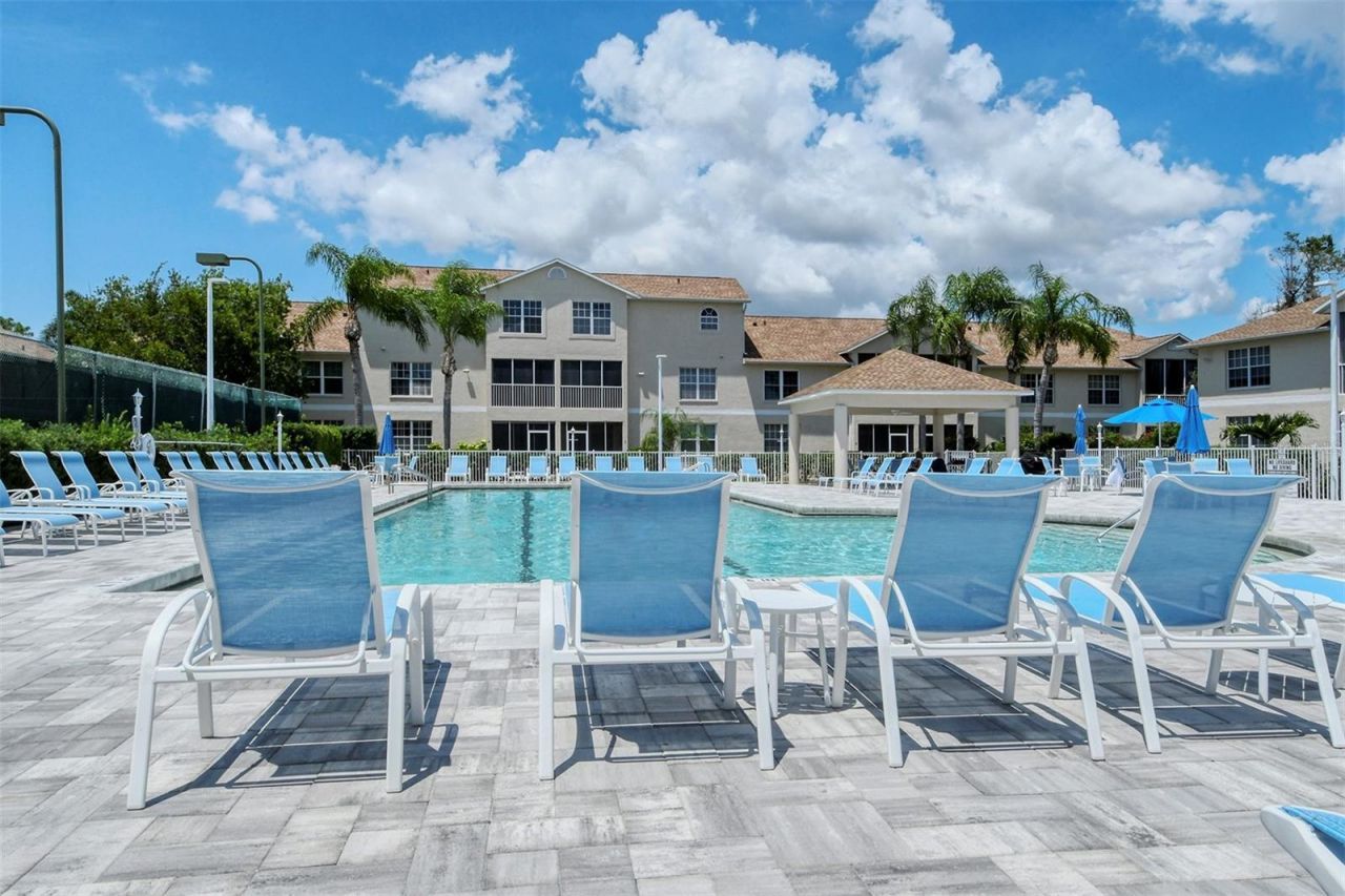 8370 Wingate Drive, Unit 726, Sarasota, FL 34238 Photo