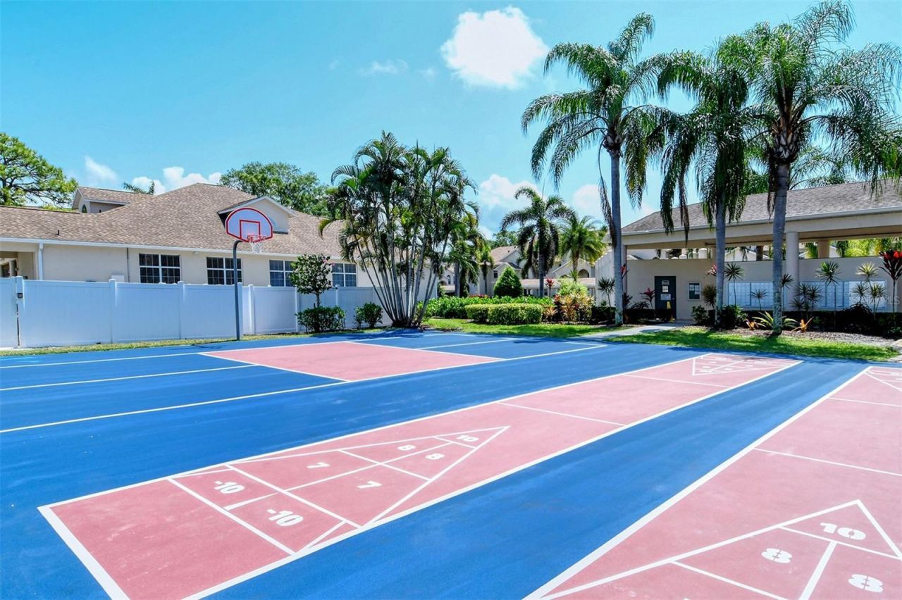 8370 Wingate Drive, Unit 726, Sarasota, FL 34238 Photo
