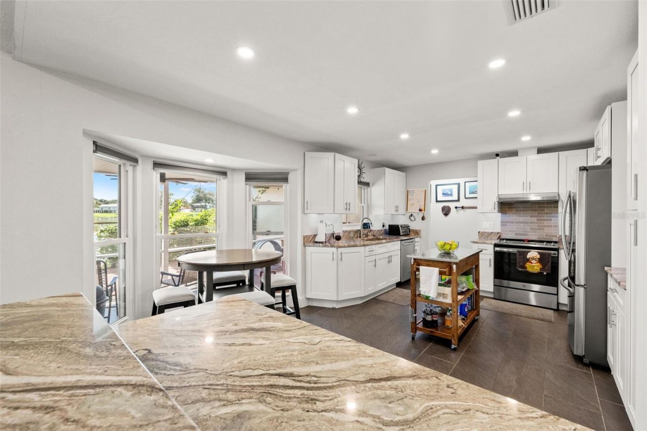 415 Barclay Avenue , Altamonte Springs, FL 32701 Photo