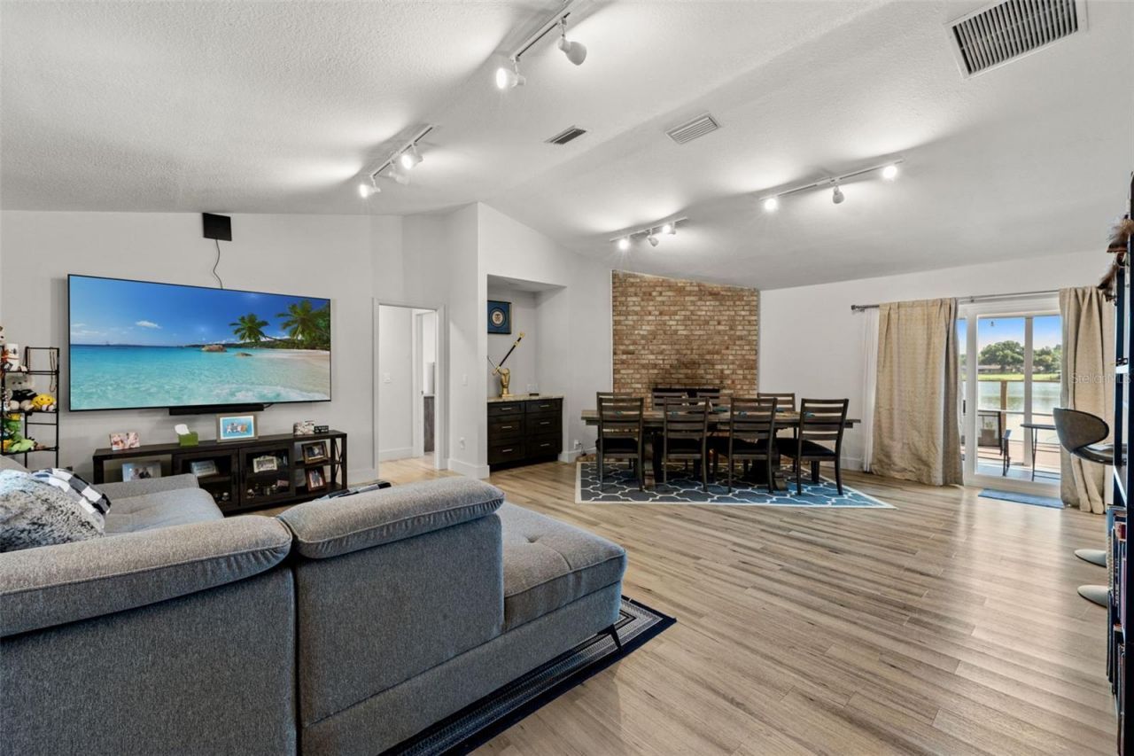 415 Barclay Avenue , Altamonte Springs, FL 32701 Photo