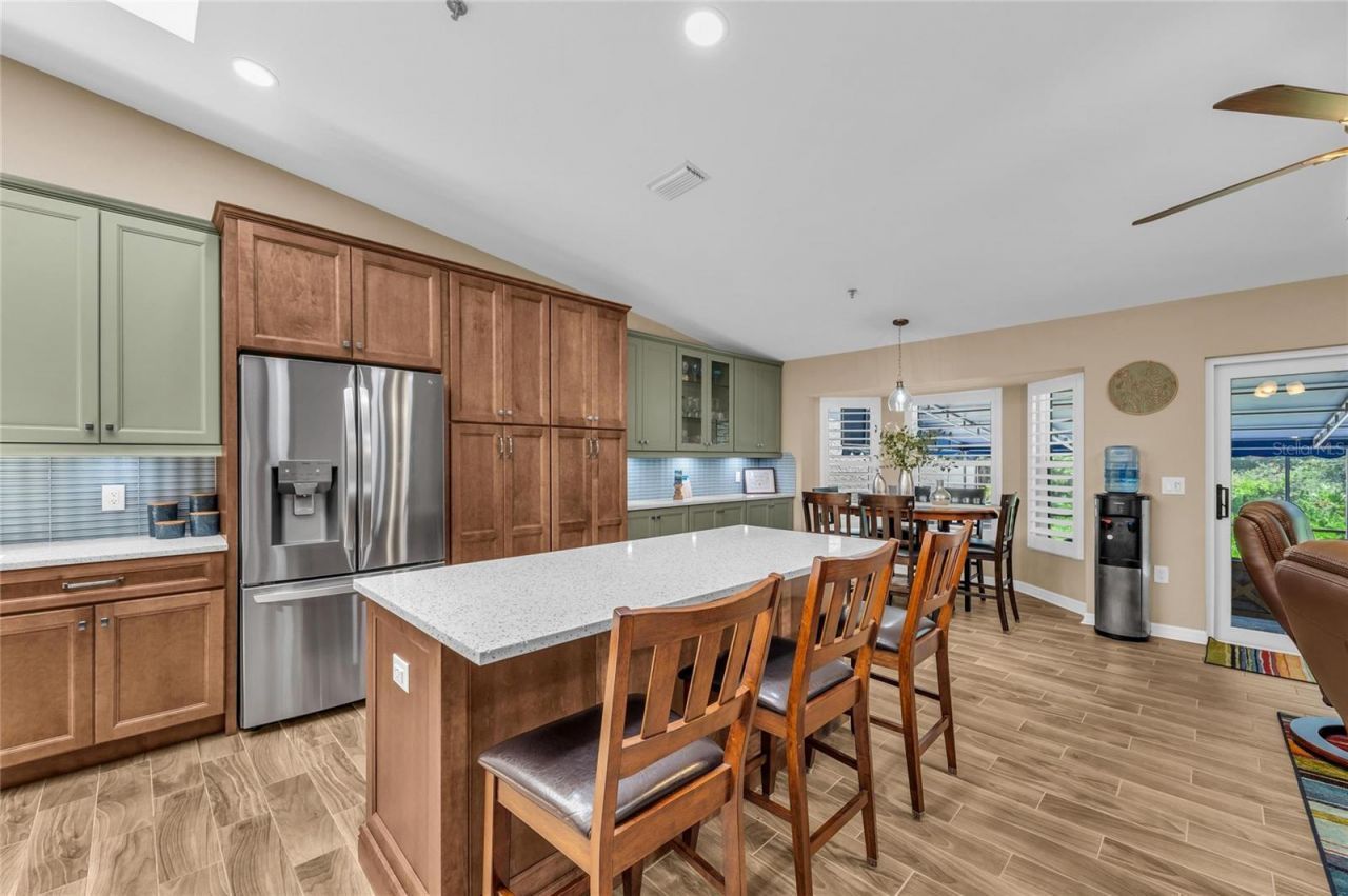 2350 Harbour Oaks Drive, Longboat Key, FL 34228 Photo
