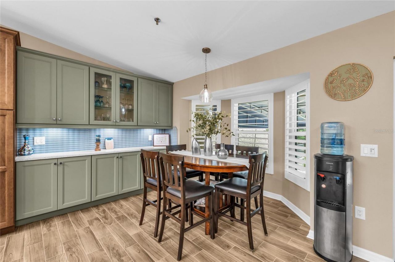 2350 Harbour Oaks Drive, Longboat Key, FL 34228 Photo
