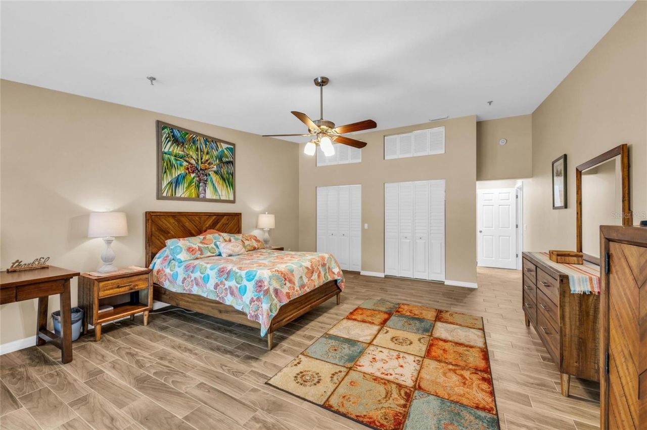 2350 Harbour Oaks Drive, Longboat Key, FL 34228 Photo