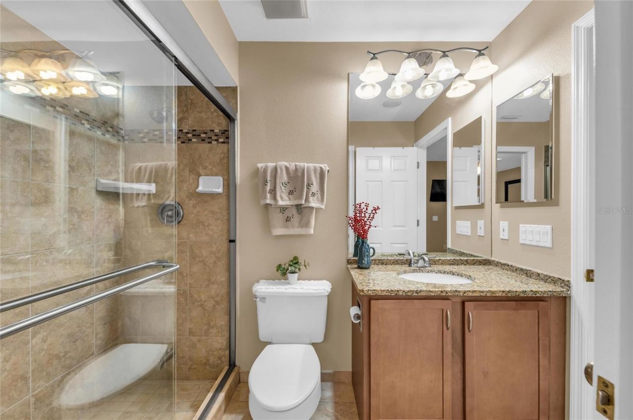 2350 Harbour Oaks Drive, Longboat Key, FL 34228 Photo