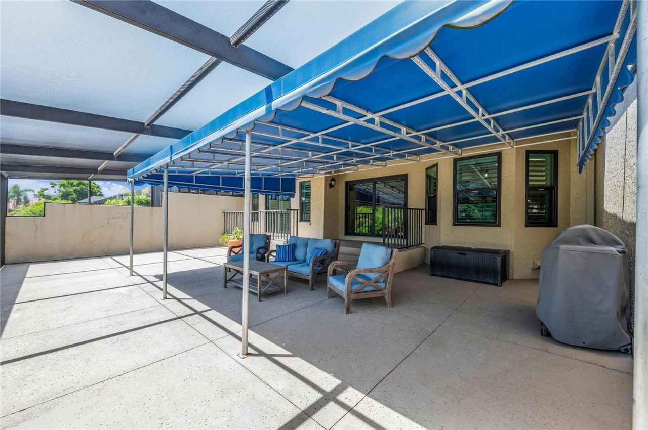2350 Harbour Oaks Drive, Longboat Key, FL 34228 Photo
